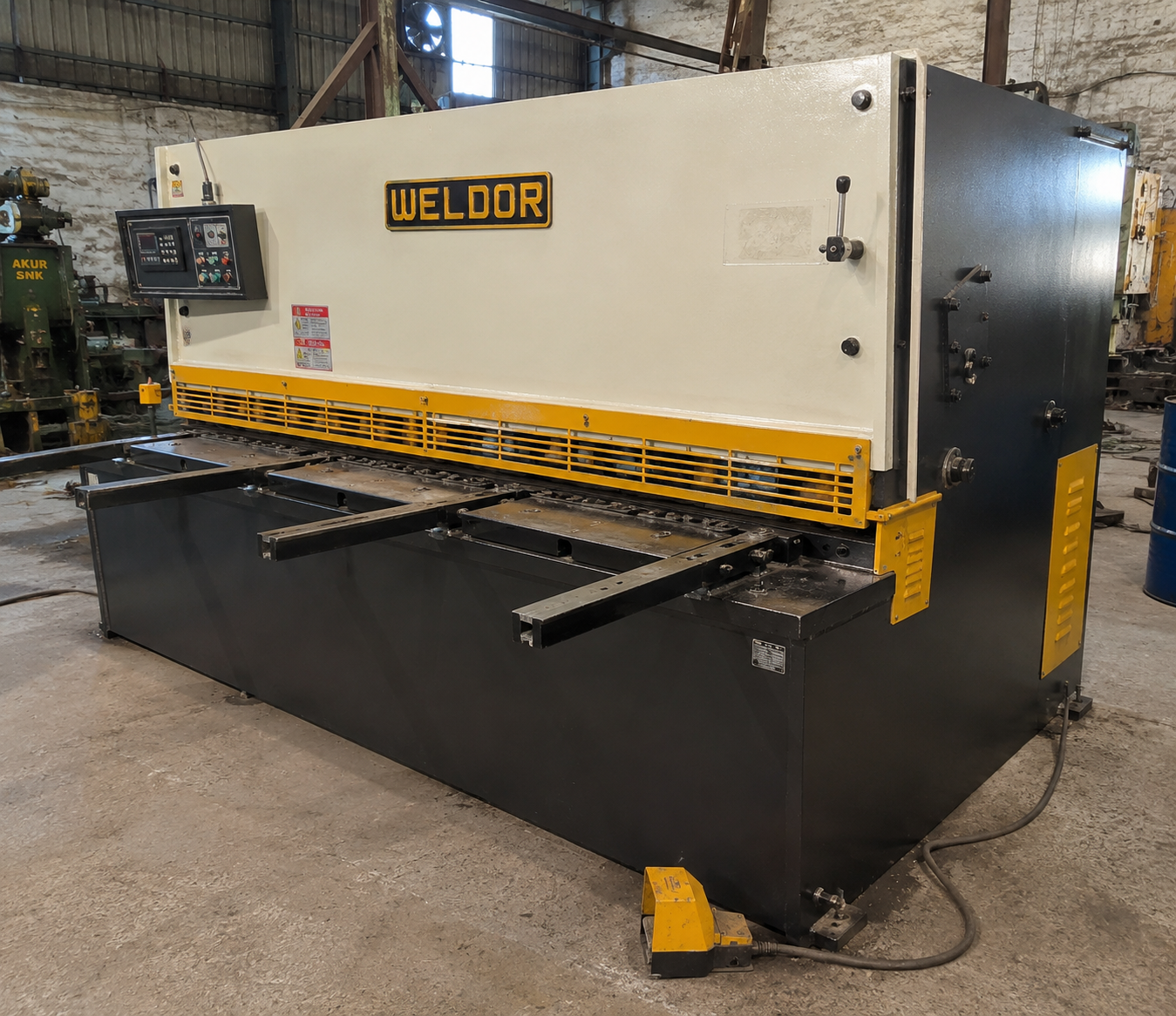 WELDOR shearing machine